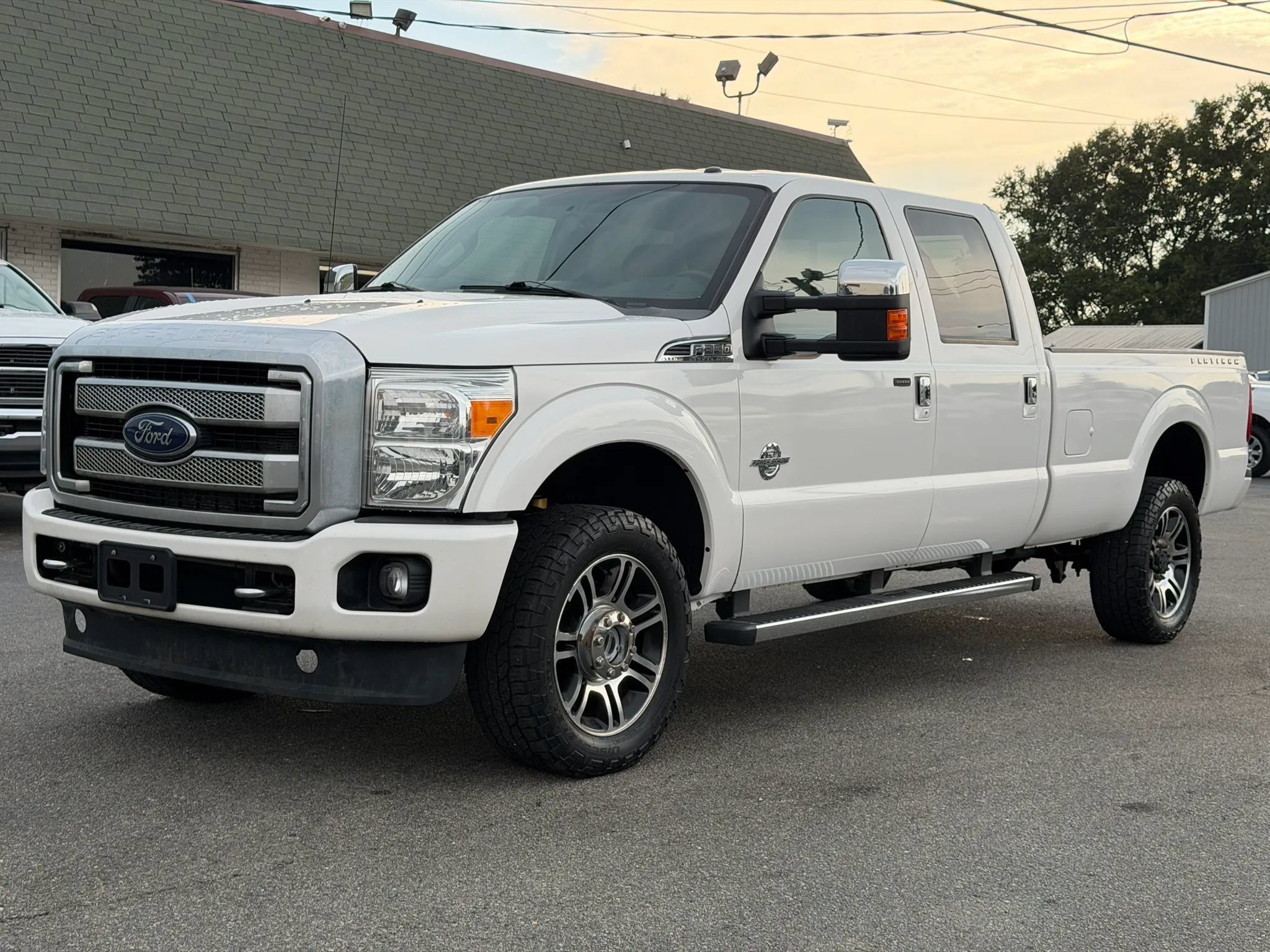Used 2015 Ford F350 Platinum w/ FX4 Off-Road Package AWD/4WD image 4