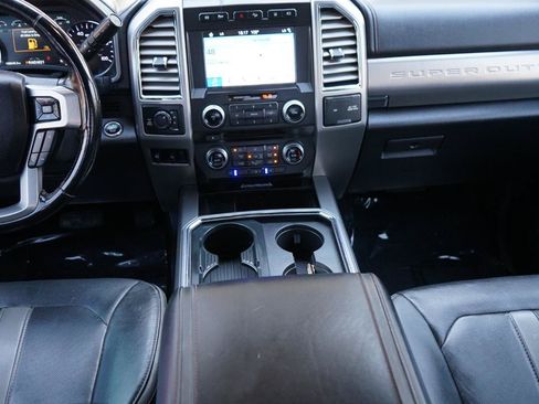 Used 2018 Ford F250 Platinum w/ Platinum Ultimate Package AWD/4WD image 13
