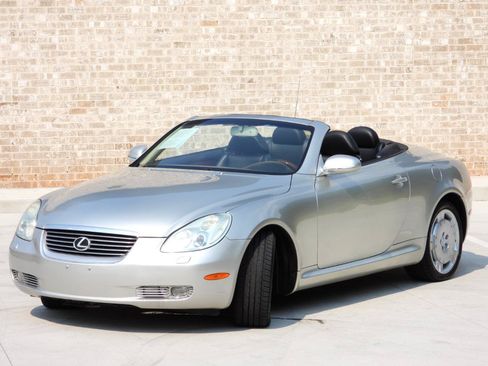 Used 2005 Lexus SC 430 Convertible RWD image 21