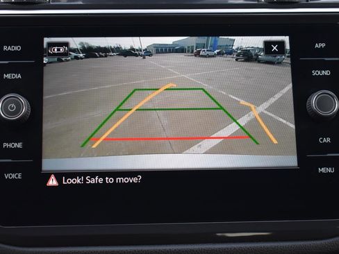 Used 2024 Volkswagen Tiguan SE R-Line w/ MDO Package, Two-Row image 4