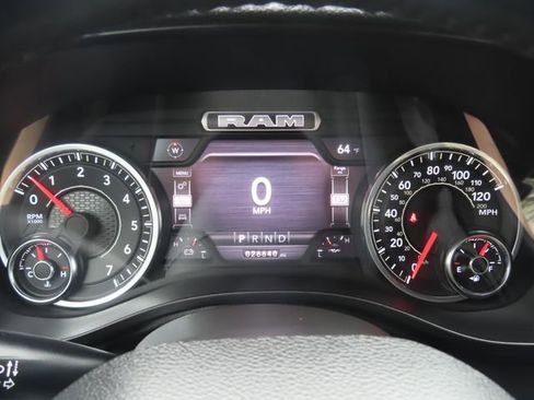 Used 2023 RAM 1500 Laramie AWD/4WD image 33
