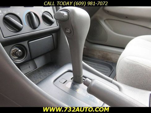 Used 2001 Toyota Camry LE FWD image 13
