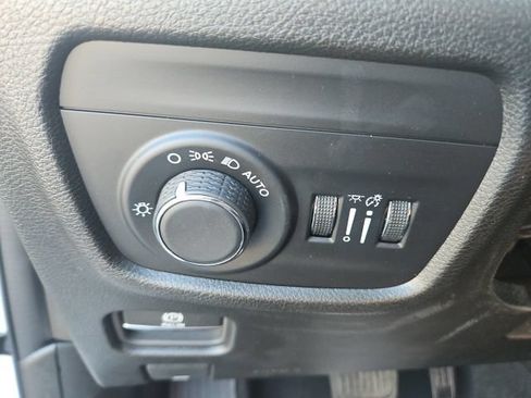 Used 2024 Jeep Grand Cherokee L Laredo AWD/4WD image 22