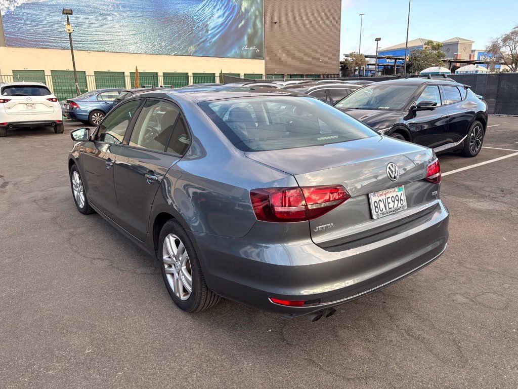 Used 2018 Volkswagen Jetta S FWD image 9
