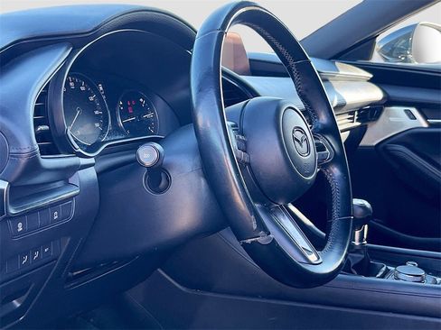 Used 2022 MAZDA MAZDA3 s image 9