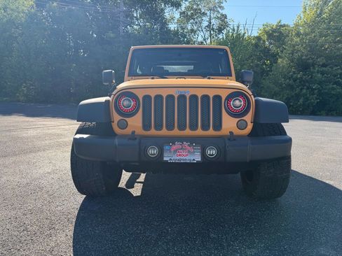 Used 2012 Jeep Wrangler Sport AWD/4WD image 6
