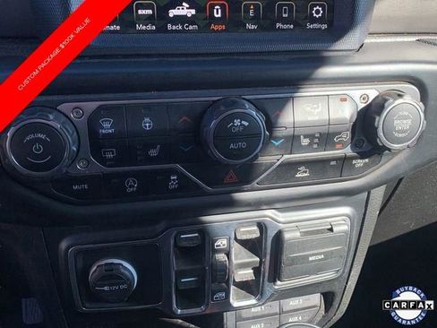 Certified 2022 Jeep Gladiator Mojave AWD/4WD image 41