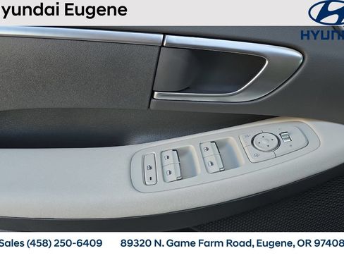 New 2025 Hyundai Sonata SE FWD image 12