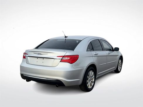 Used 2012 Chrysler 200 Touring image 8