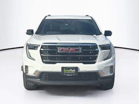 Used 2024 GMC Acadia Elevation AWD/4WD image 2