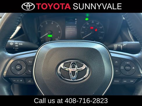 Used 2024 Toyota Corolla SE w/ Convenience Package FWD image 28