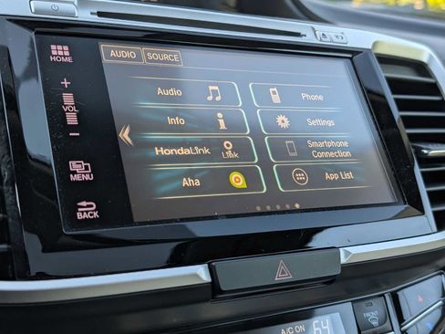 Used 2017 Honda Accord EX image 29