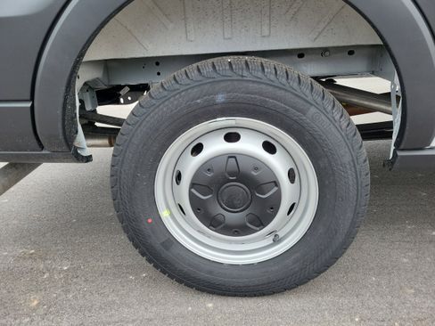 New 2026 Ford Transit 250 148 Medium Roof image 5