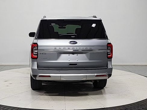 Used 2024 Ford Expedition Limited RWD image 7