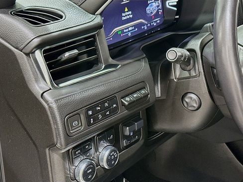 Used 2023 GMC Yukon Denali w/ Denali Reserve Package AWD/4WD image 10