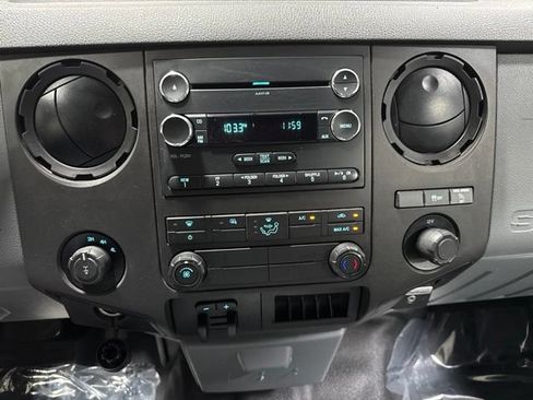 Used 2016 Ford F250 XL w/ Power Equipment Group AWD/4WD image 15