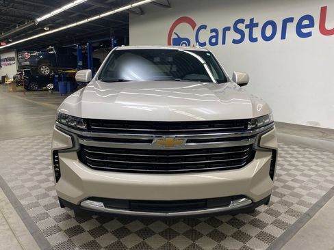 Used 2021 Chevrolet Suburban LT image 4