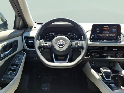 Certified 2023 Nissan Rogue SL AWD/4WD image 15