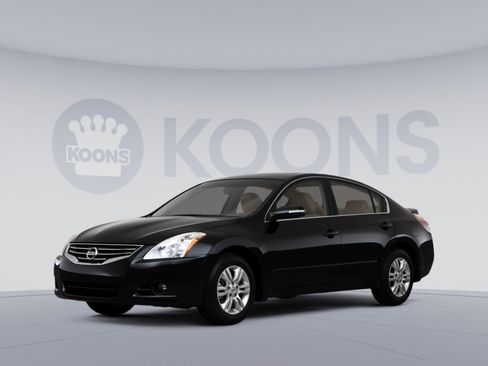 Used 2024 Nissan Altima 2.5 S FWD image 1