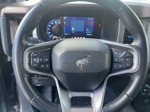 Used 2023 Ford Bronco Outer Banks image 21