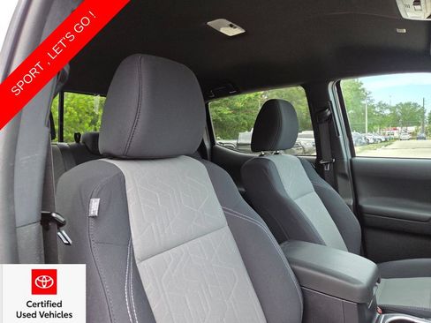 Used 2020 Toyota Tacoma TRD Sport w/ Technology Package AWD/4WD image 15