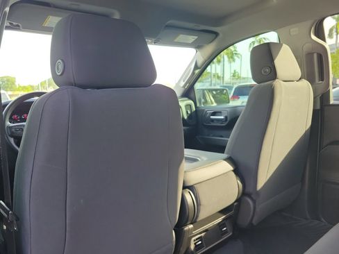 Used 2022 Chevrolet Silverado 1500 Custom RWD image 16
