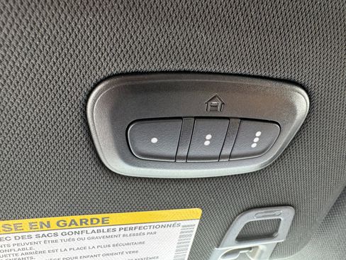 Used 2025 Jeep Grand Cherokee Summit w/ Adv Protech Group IV AWD/4WD image 30