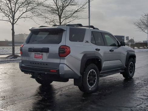 Used 2025 Toyota 4Runner TRD Off-Road Premium image 5