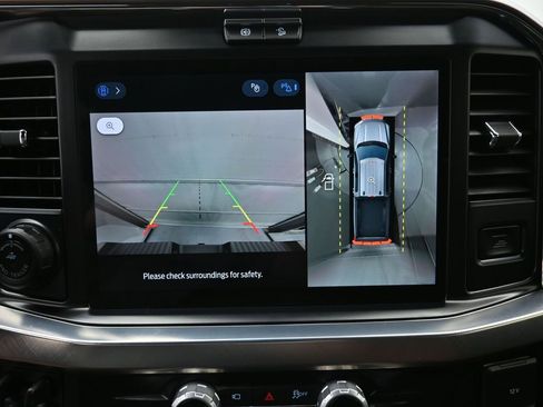 Used 2025 Ford F450 King Ranch w/ FX4 Off-Road Package image 3