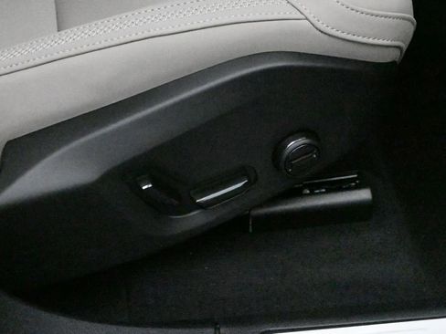 New 2026 Volvo XC60 B5 Core w/ Climate Package image 40