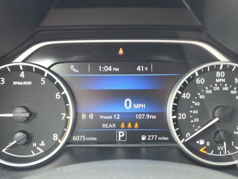 Used 2024 Nissan Murano SV w/ SV Midnight Edition Package image 18