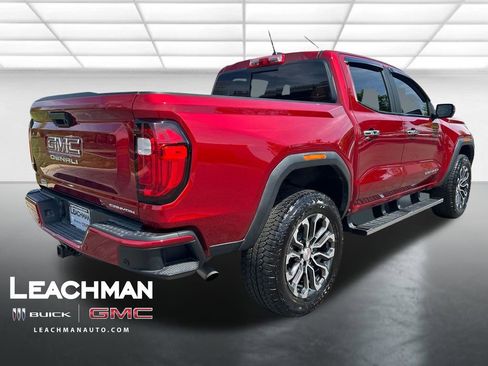 Certified 2025 GMC Canyon Denali AWD/4WD image 3