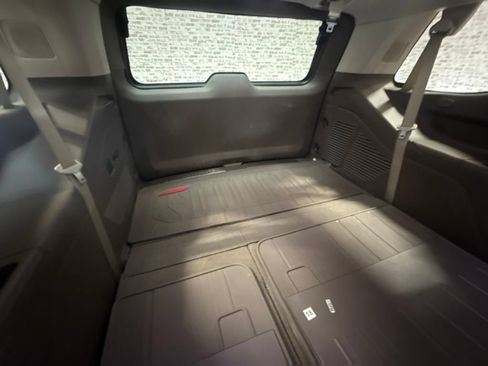 Used 2021 GMC Yukon Denali w/ Denali Ultimate Package RWD image 12