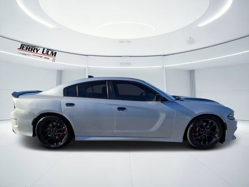 Used 2022 Dodge Charger Scat Pack w/ Plus Group RWD image 2