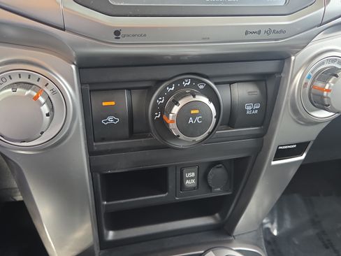 Used 2017 Toyota 4Runner SR5 Premium AWD/4WD image 30