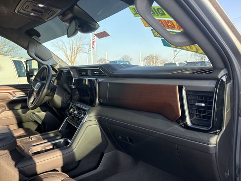 Used 2024 GMC Sierra 2500 Denali w/ Max Trailering Package image 28