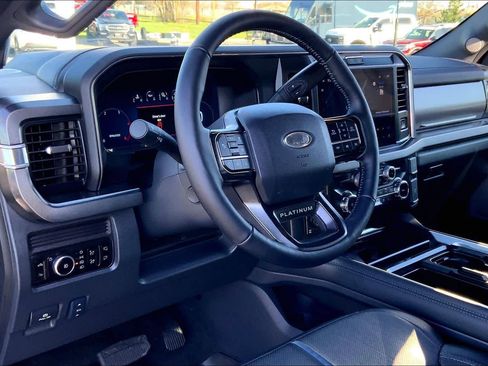 Used 2026 Ford F250 Platinum AWD/4WD image 23