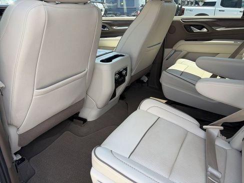Used 2023 GMC Yukon Denali AWD/4WD image 31
