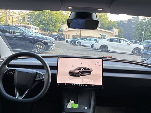 Used 2024 Tesla Model 3 Long Range AWD/4WD image 12