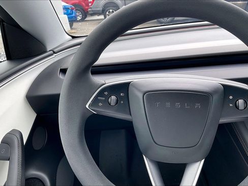 Used 2024 Tesla Model 3 Performance AWD/4WD image 17