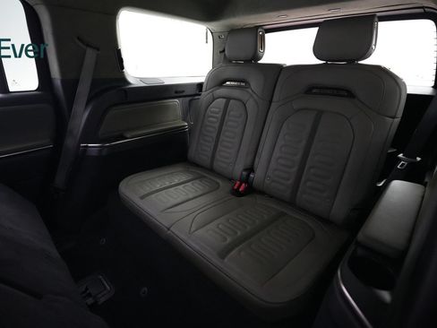 Used 2024 Rivian R1S Adventure AWD/4WD image 25