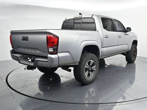 Used 2019 Toyota Tacoma SR w/ SR Convenience Package RWD image 7
