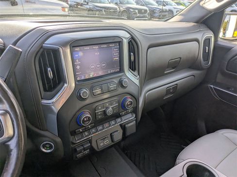 Used 2020 Chevrolet Silverado 1500 LTZ image 23