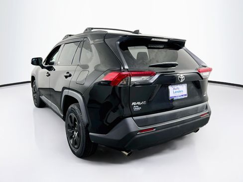 Used 2019 Toyota RAV4 LE w/ All Weather Liner Package AWD/4WD image 7