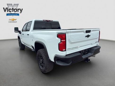 Used 2026 Chevrolet Silverado 2500 ZR2 AWD/4WD image 5
