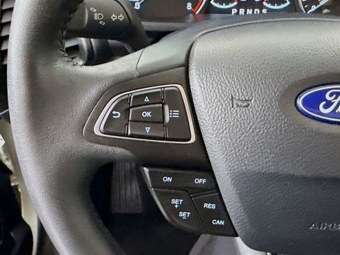 Used 2019 Ford EcoSport SE w/ SE Convenience Package image 11