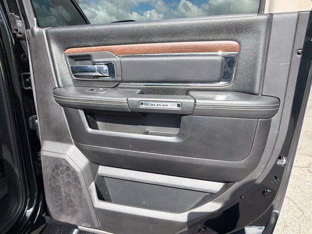 Used 2017 RAM 3500 Laramie RWD image 11