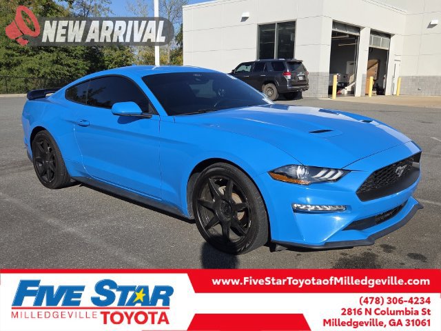 Used 2022 Ford Mustang Coupe RWD image 1