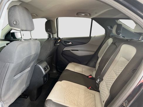 Used 2020 Chevrolet Equinox LS w/ LS Convenience Package image 23