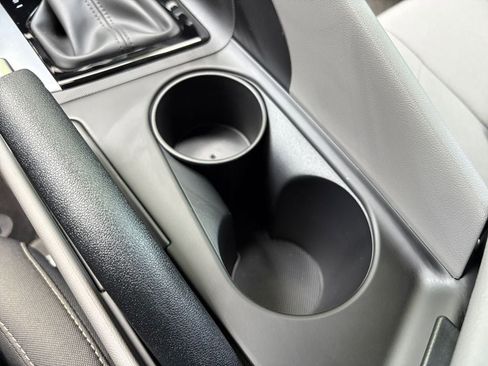 New 2025 Hyundai Elantra Sport image 8